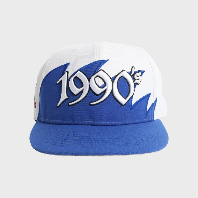 1990's Shark-Tooth Snapback - Off White/Blue